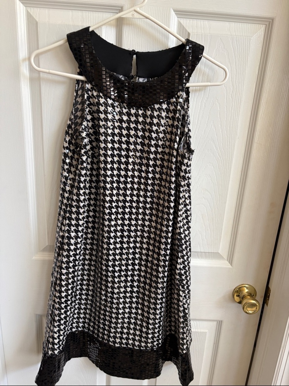 Black and White Houndstooth Sleeveless Dress
